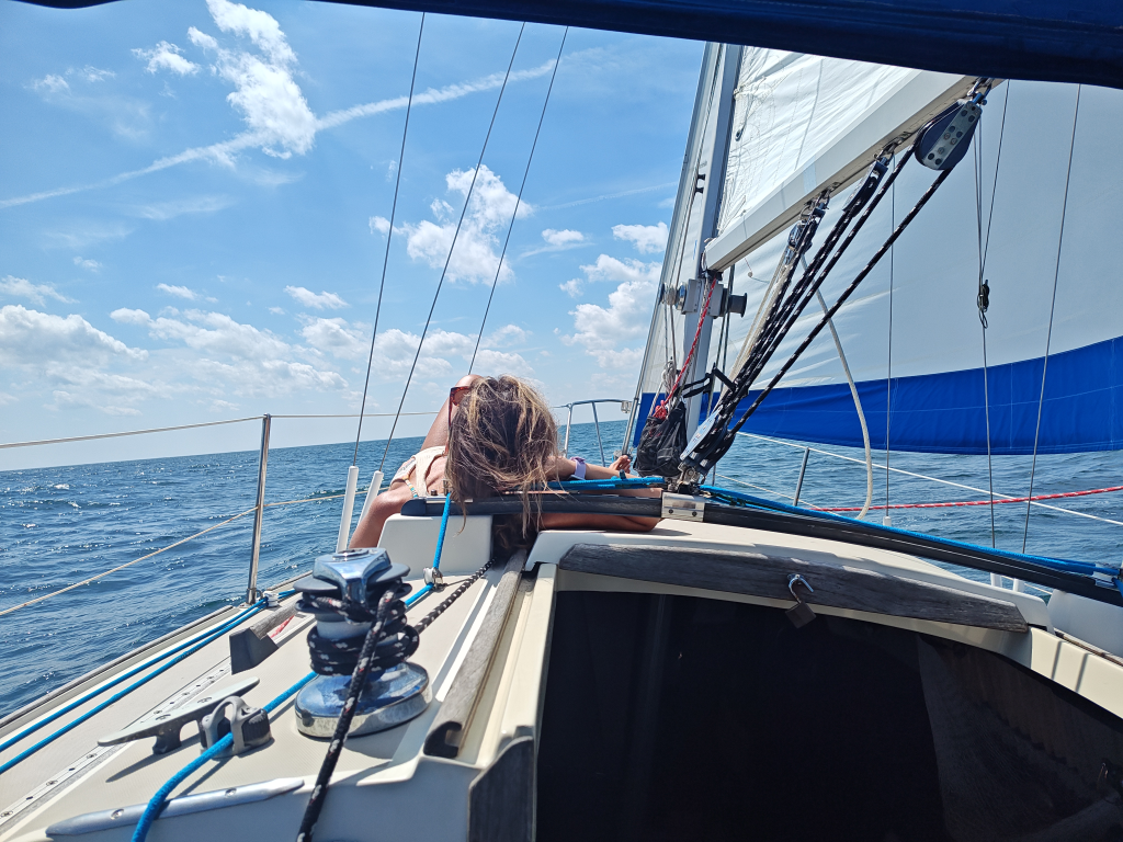 Relaxing sailing Ocean City New Jersey aboard Laughing Buddha Charters